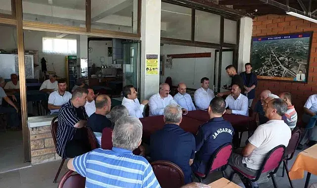 Vali Ömer Toraman Etili Köyü'nde vatandaşlarla bir araya geldi