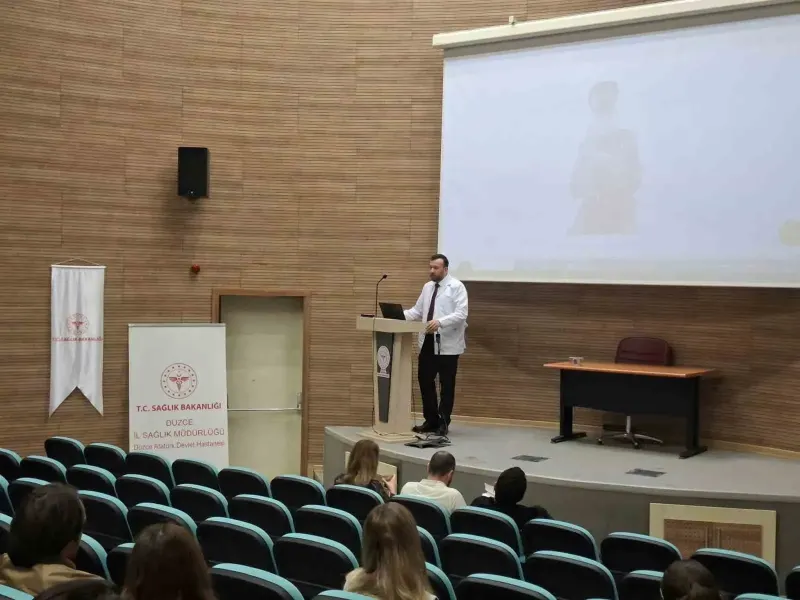 Düzce'de yeni atanan hekimlere acil tıp oryantasyon eğitimi