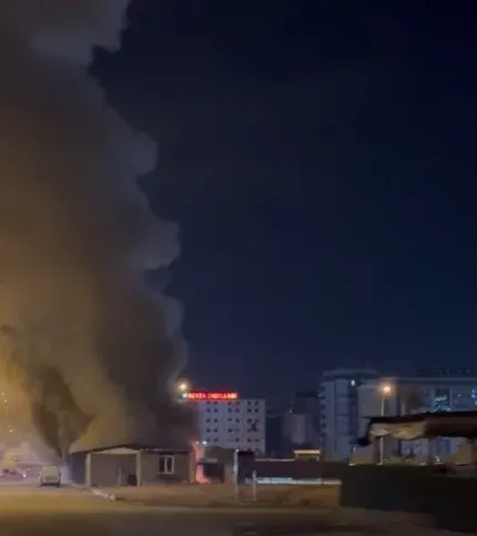 Kahramanmaraş'ta iş yerinde çıkan yangın söndürüldü