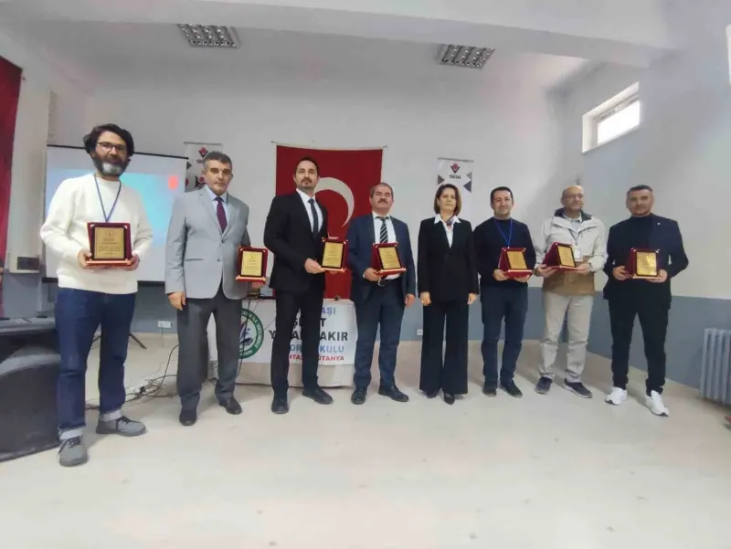 Kütahya Altıntaş'ta Köyde Bilim projesi tarım söyleşisiyle tamamlandı