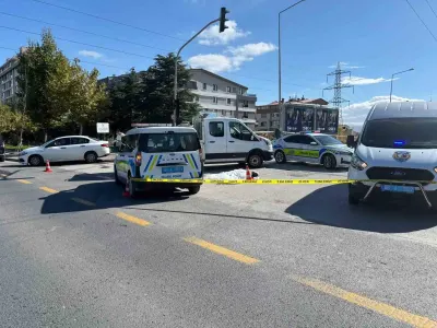 Ankara'da motosiklet ve otomobilin çarpışması sonucu 1 kişi hayatını kaybetti
