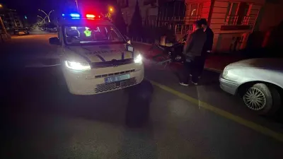 Bolu'da motosiklet kazasında yaralanan sürücüyü hastaneye kaldıran ekipler kaçan sürücünün peşinde