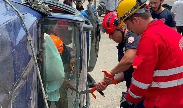 Dörtyol'da takla atan otomobilin sürücüsü yaralandı