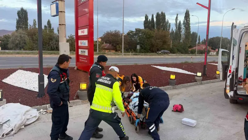 Bolvadin'de Yol Kontrolünde Şok: Hacizli Aracı Öğrenince Bayıldı