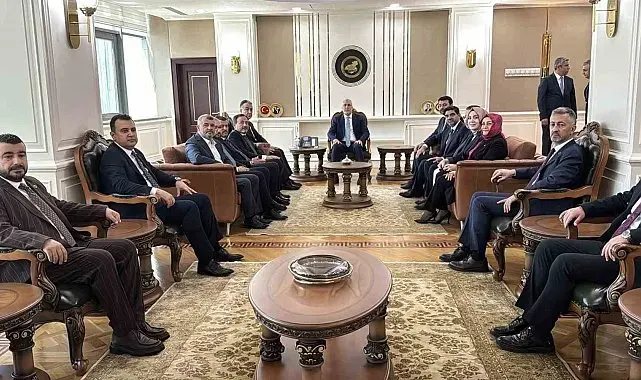 Çalışma ve Sosyal Güvenlik Bakanı Işıkhan Karabük'te