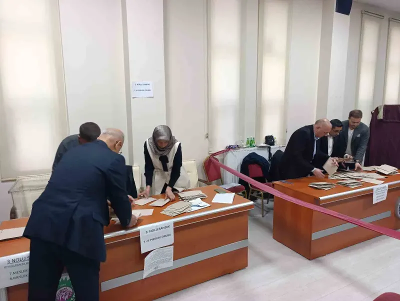 Afyonkarahisar Ticaret Borsası Seçimlerinde Mevcut Başkan Mehmet Mühsürler Güven Tazeledi