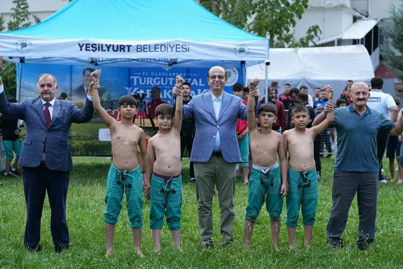Malatya'da Turgut Özal Karakucak Güreşleri Coşkusu Yaşandı