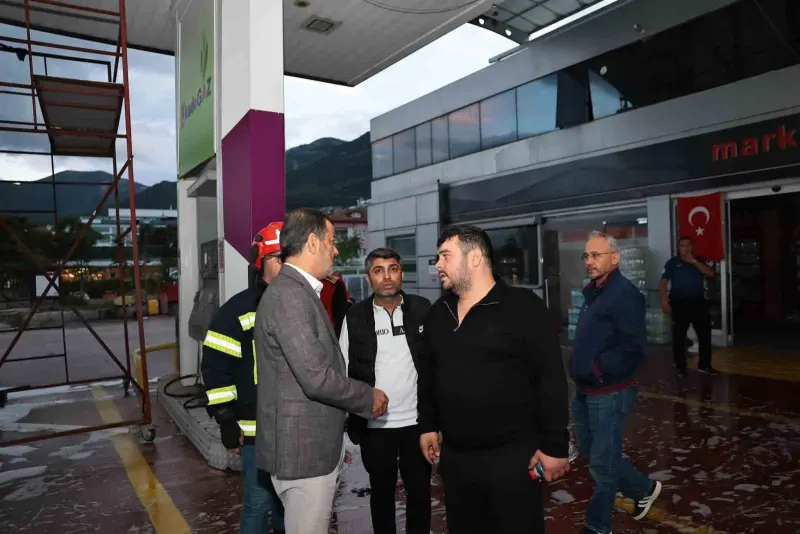 Pamukkale'deki Akaryakıt Tankeri Yangınının Ardından Başkan Çavuşoğlu'ndan Ziyaret