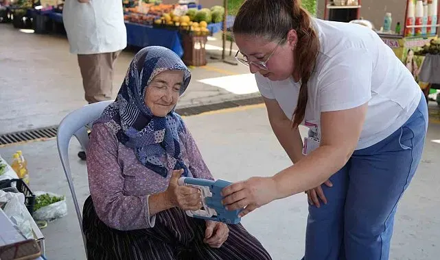 Yaşları 70'i aştı ama testleri zorlanmadan geçtiler