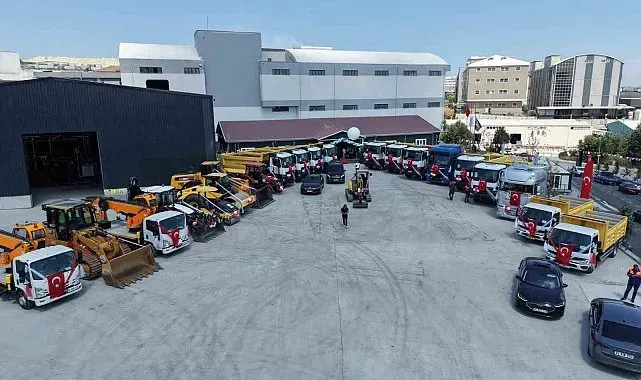 İflas eden İSFALT'a karşı AK Partili Arnavutköy Belediyesi'nden büyük hamle: ARFALT hizmete açıldı