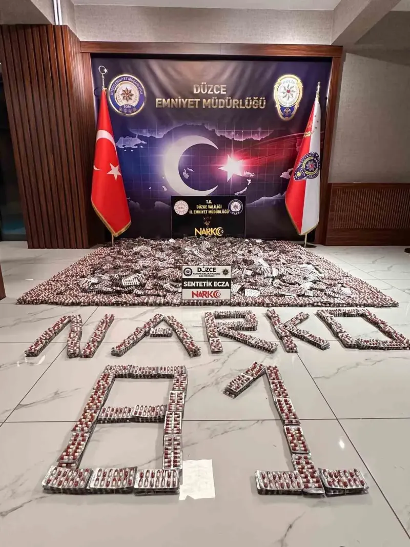 Düzce'de Yolcu Otobüsünde Milyonluk Uyuşturucu Operasyonu