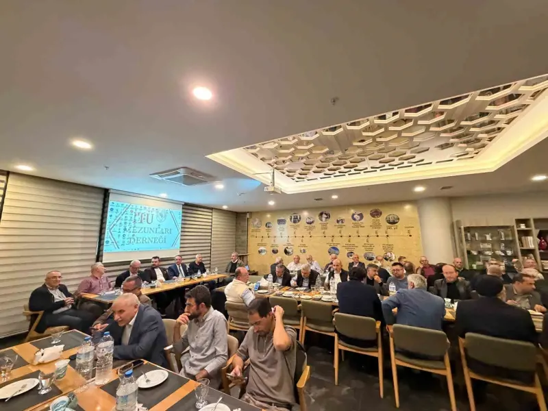 Bursa İhtisas Stratejik Araştırmalar Grubunda Küresel ve Ulusal Ekonomi Masaya Yatırıldı