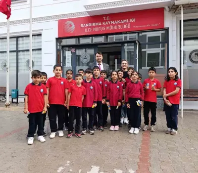 Bandırmalı Öğrencilerden Emniyet Ve Nüfus Müdürlüğüne Anlamlı Ziyaret
