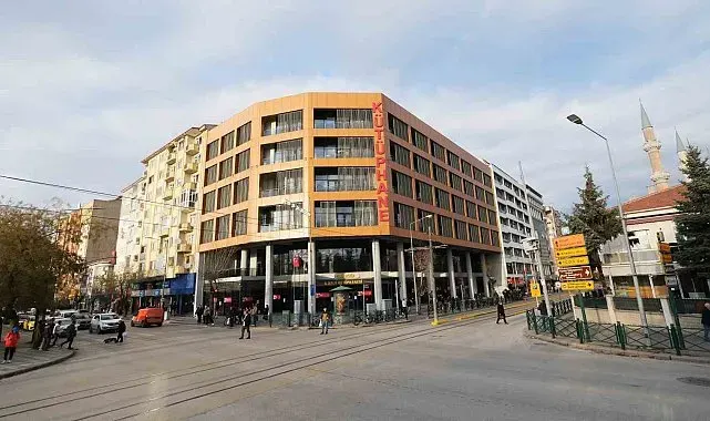 Eskişehir'in bilgi hazinesi: İl Halk Kütüphanesi
