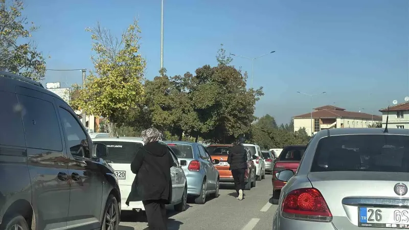 Eskişehir'de KPSS Heyecanında Trafik Çilesi Yaşandı