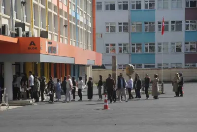 Ordu Şehrinde Kamu Personeli Seçme Sınavı Ön Lisans Oturumu Heyecanı Başladı