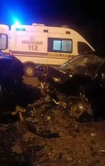 Ardahan Posof İlçesinde İki Araç Çarpıştı: Beş Yaralı