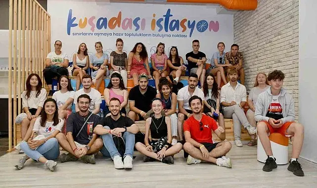 Kuşadası Belediyesi'nden gençlere yaz desteği