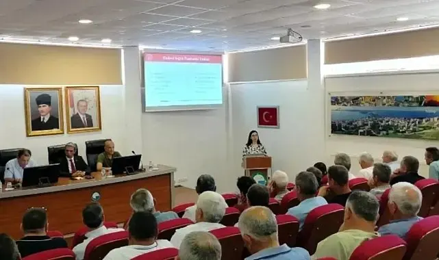 Sinop'ta muhtarlara sosyal hizmetler ve ŞÖNİM bilgilendirmesi