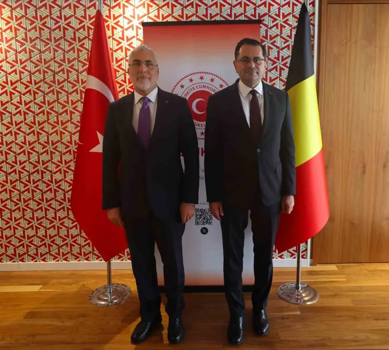 Çalışma Ve Sosyal Güvenlik Bakanı Işıkhan Belçika'da Temaslarda Bulundu
