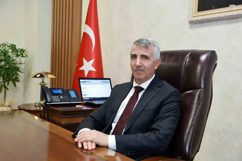 Kahramanmaraş Valisi Mükerrem Ünlüer Çevre İllerdeki Depremler İçin Açıklama Yaptı