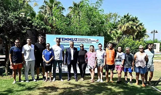 Antalya'da dip temizliğinde çok sayıda plastik ve teneke ambalaj atığı çıkarıldı