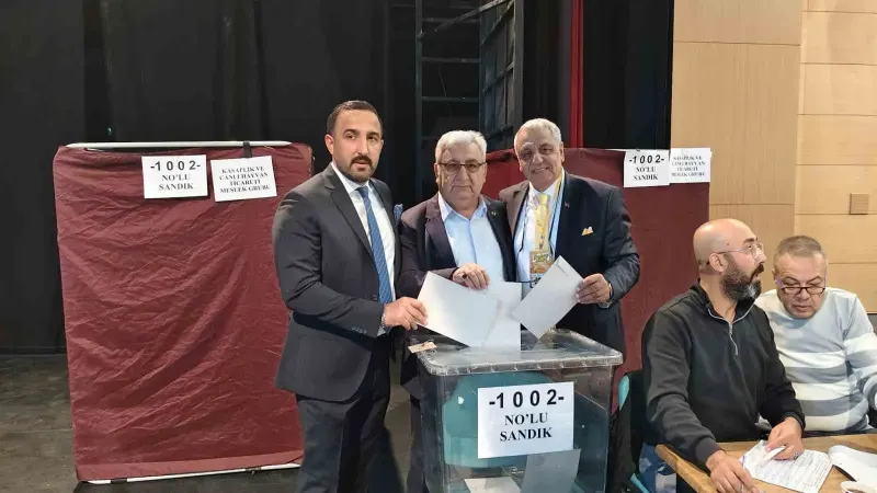 Sivas Ticaret Borsası Seçimlerinde Hayrullah Karakaya Güven Tazeledi