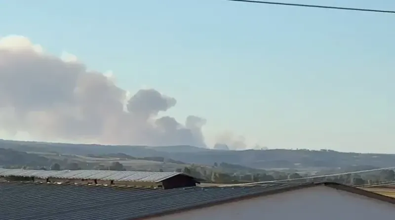 Yunanistan Sınırındaki Yangının Dumanları Edirne'den Göründü