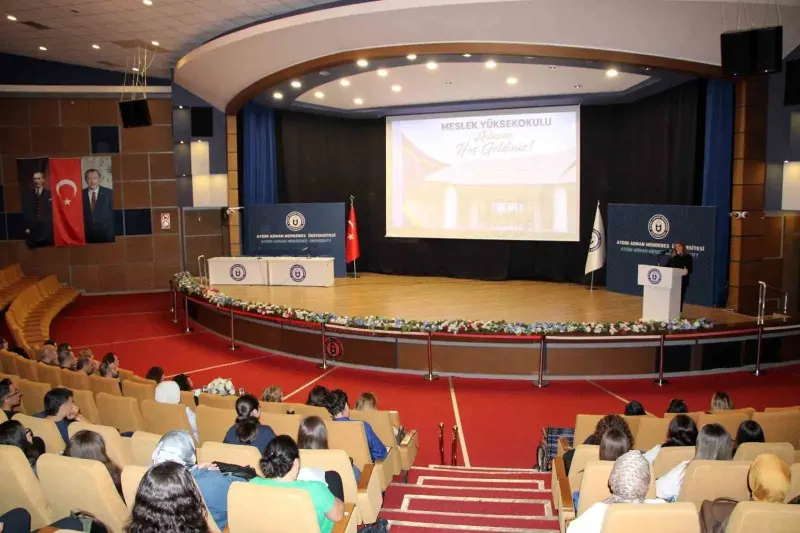 Adü’de Yeni Kayıt Yaptıran Öğrencilere Yönelik Oryantasyon Programları Sürüyor