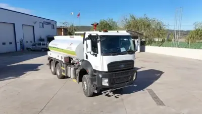 Bilecik İl Özel İdaresi'nin Araç Filosuna Yeni Su Tankeri Eklendi