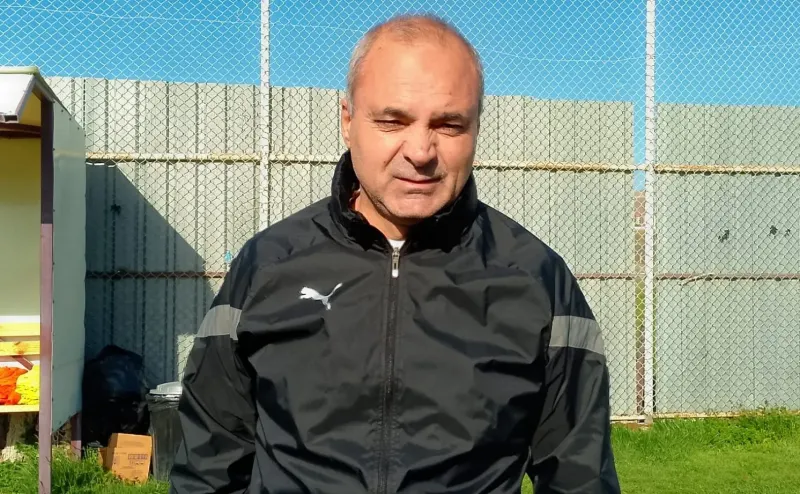 Kütahyaspor’da Teknik Direktör Erkan Sözeri İstifa Etti