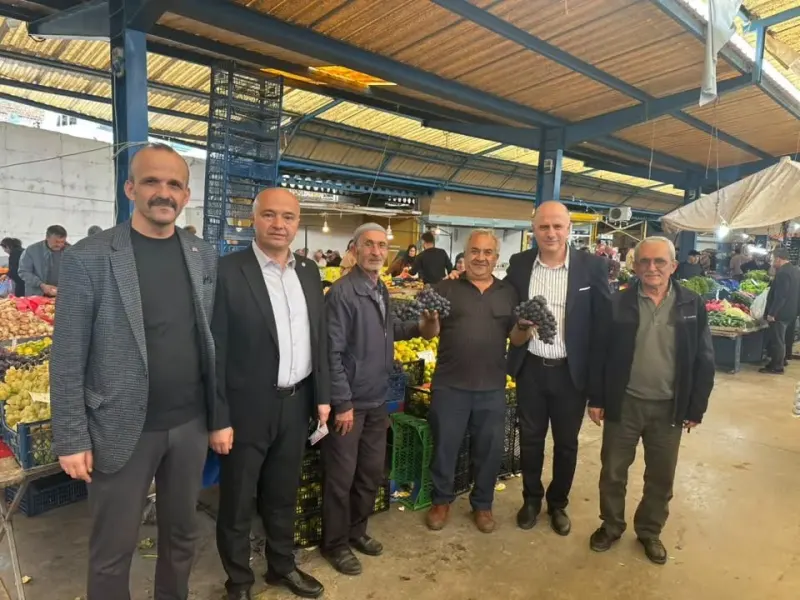 Bilecik Osmaneli Belediye Başkanı Bekir Torun Pazar Esnafını Ziyaret Etti