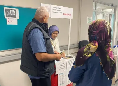 Düzce'de Kanser Farkındalığı İçin Bilgilendirme Standı Kuruldu
