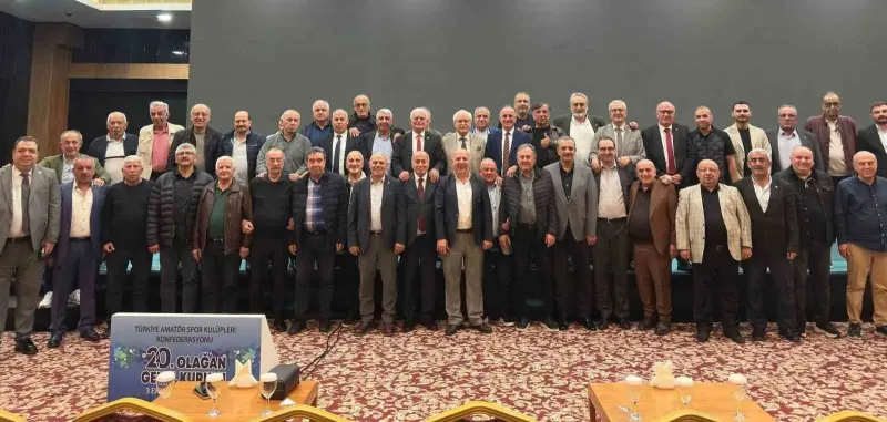 Türkiye Amatör Spor Kulüpleri Konfederasyonu Seçimlerinde Şener Aydın Güven Tazelerken Denizli ASKF Başkanı Feyyaz Ceşen Yeni Yönetimde Yer Aldı