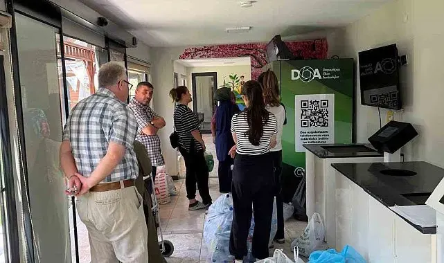 Türkiye'nin ilk sıfır atık şehri Kızılcahamam'ın depozito iade sistemine yoğun ilgi