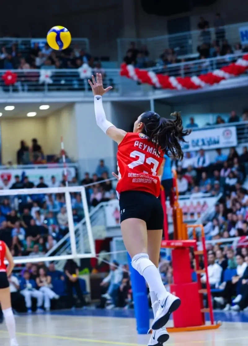 Denizli’nin Sultanları Sezonun İlk Maçında Fenerbahçe’yi 3-0 Geçti