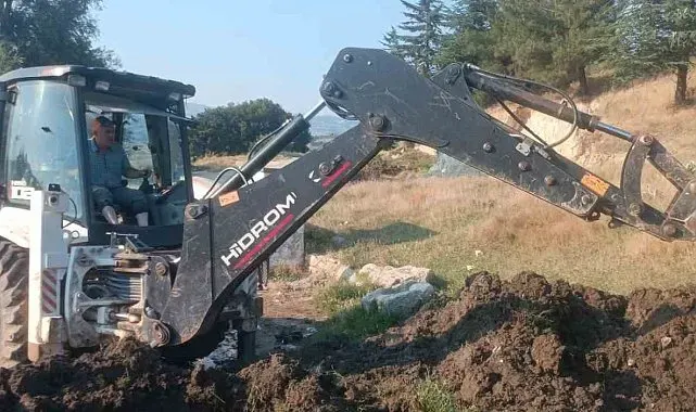 Muhtarın cabasıyla tarihi çeşme tekrar akmaya başladı