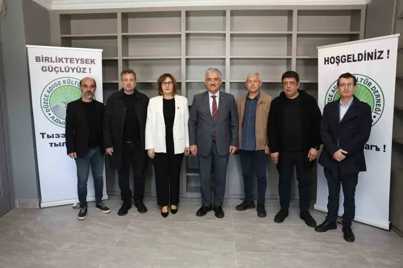Düzce Valisi Mehmet Makas Adige Kültür Merkezi İnşaatını İnceledi