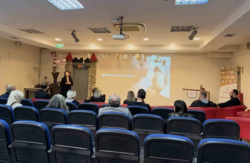 Düzce'de Kamu Personeline Yönelik Psikolojik İlk Yardım Eğitimi Verildi
