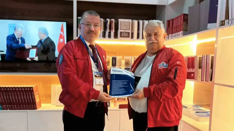 Karabük Üniversitesi Rektörü Kırışık TEKNOFEST Alanında TÜBA Başkanı Şeker İle Buluştu