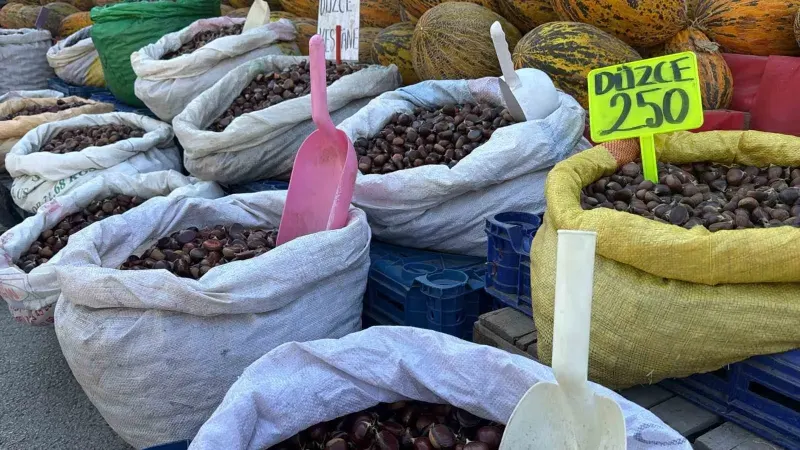 Bolu Pazar Tezgahlarında Kışın Favorisi Kestane Boy Boy Satışa Çıktı