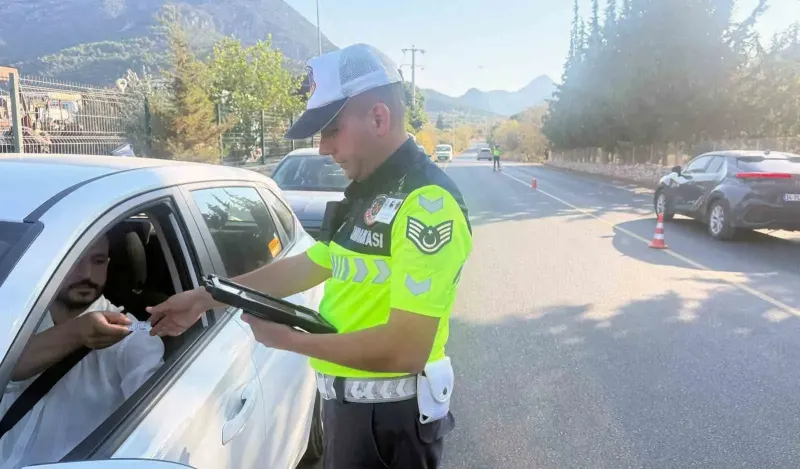Muğla'da Eylül Ayında Gerçekleştirilen Trafik Denetimlerinde Binlerce Araca İşlem Yapıldı