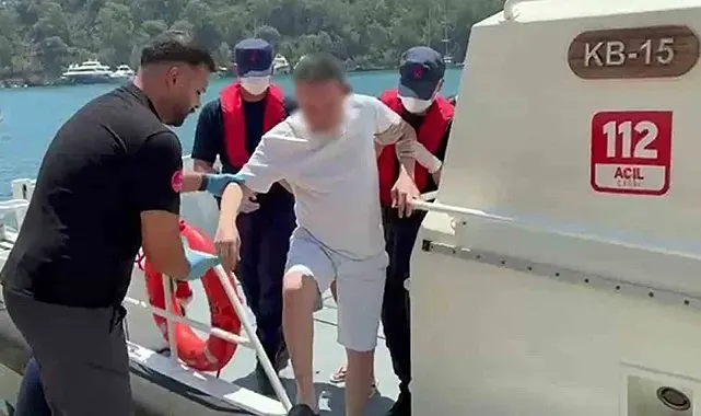 Özel teknelerde rahatsızlanan iki vatandaşa tıbbi tahliye