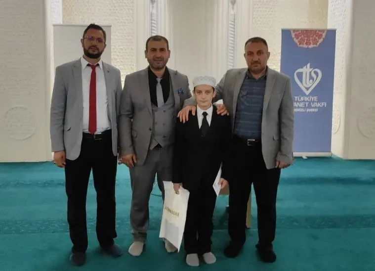 Tavşanlılı Öğrenci Denizli'deki Yarışmada Bölge Üçüncüsü Oldu