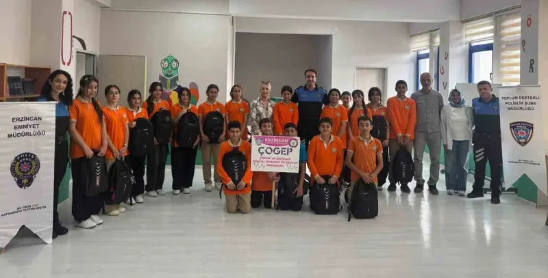 Erzincan'da Öğrencilere Polislerden LGS Hazırlık Desteği