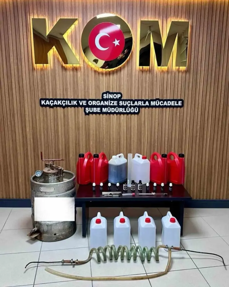 Sinop’ta Gerze İlçesindeki İş Yerine Sahte Alkol Baskını: 1 Gözaltı