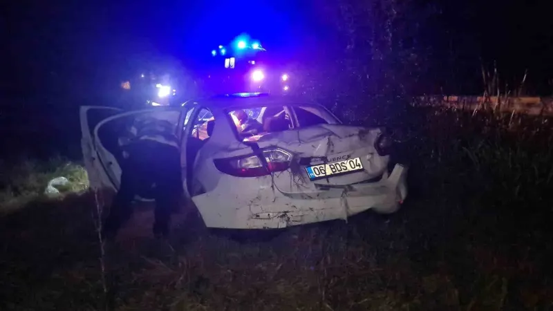 Zonguldak Çaycuma'da Kontrolden Çıkan Otomobil Araziye Uçtu: 4 Yaralı