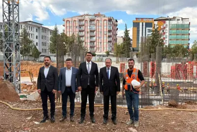 Uşak'ta Yapımı Süren Öğretmenevi ve Sanat Okulu İnşaatında İnceleme