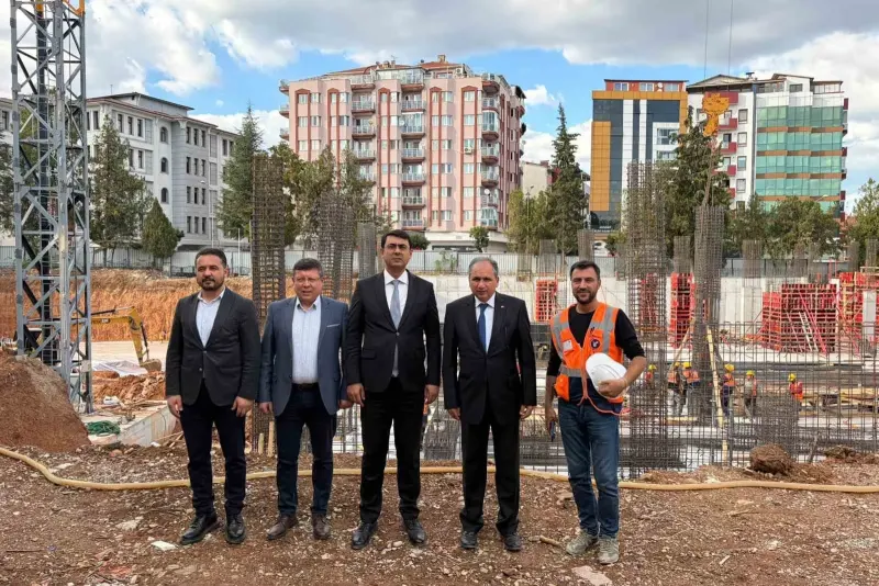 Uşak'ta Yapımı Süren Öğretmenevi ve Sanat Okulu İnşaatında İnceleme
