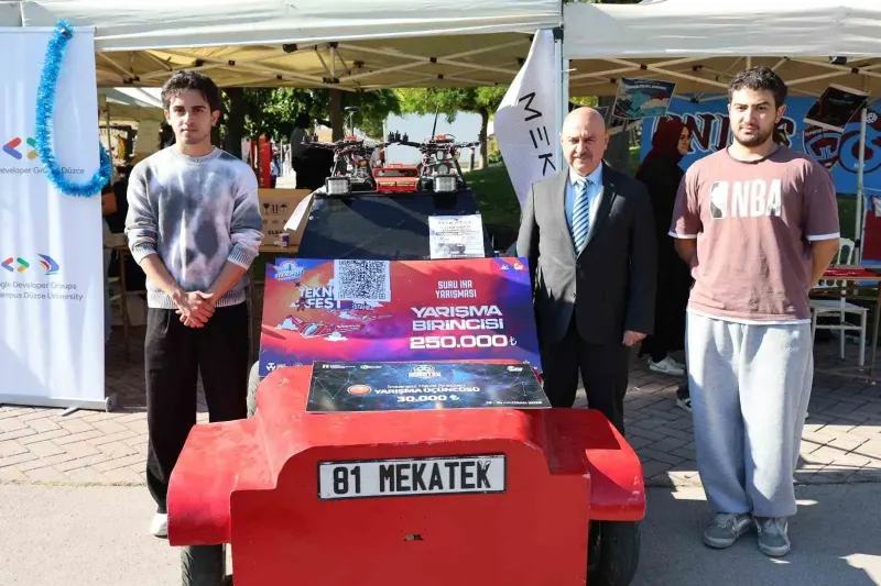 Düzce Üniversitesi'nde Öğrenci Toplulukları Tanıtım Günleri Heyecanı Başladı